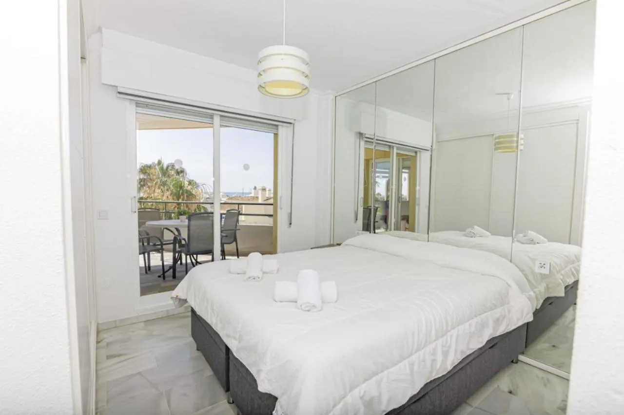 Benalmadena Puerto Marina Ola Mar Sea View Apartment 0*,